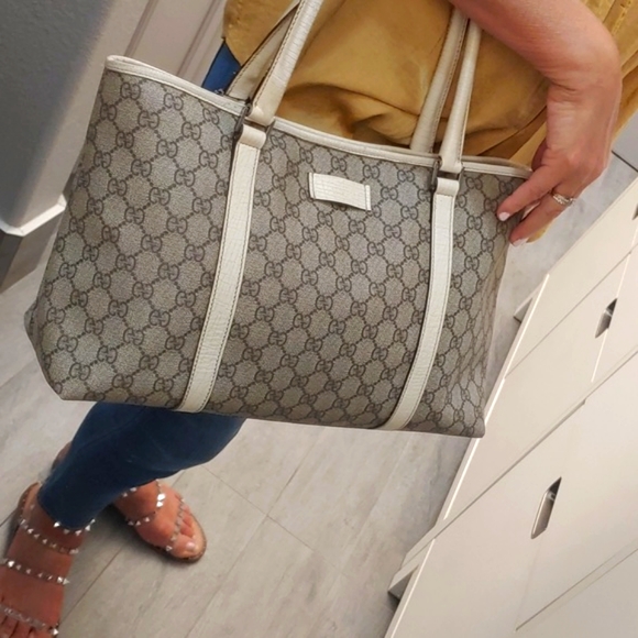 Gucci Monogram  Tote authentic used -medium - Picture 4 of 15